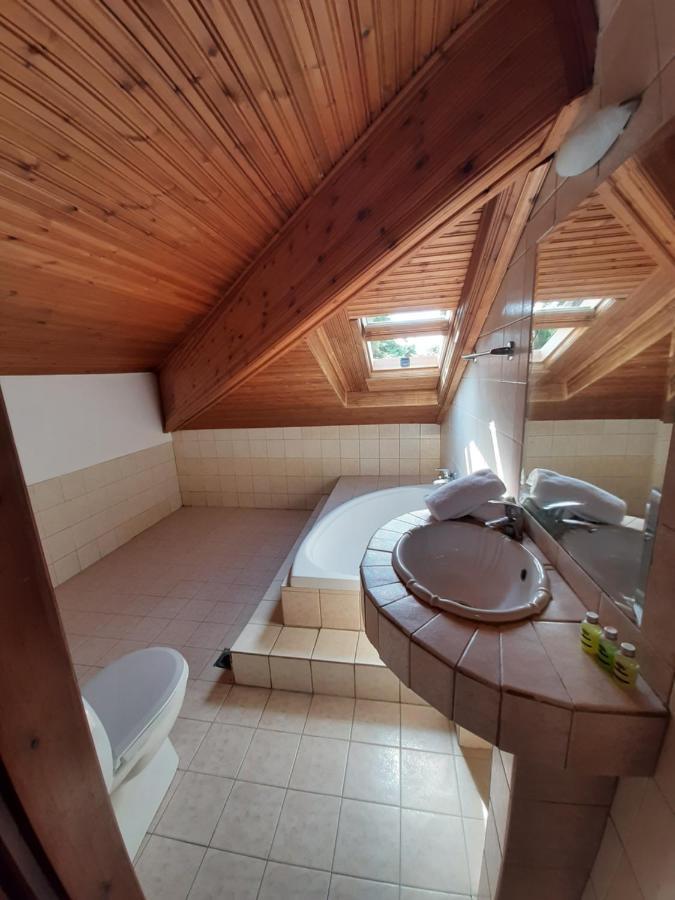 Hotel Flesvos Pefkochori Exteriör bild