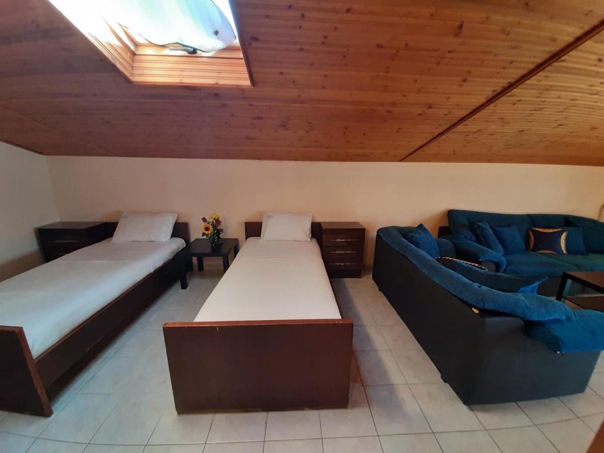 Hotel Flesvos Pefkochori Exteriör bild