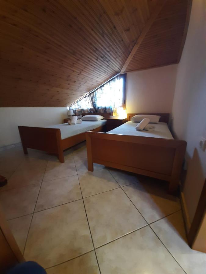 Hotel Flesvos Pefkochori Exteriör bild
